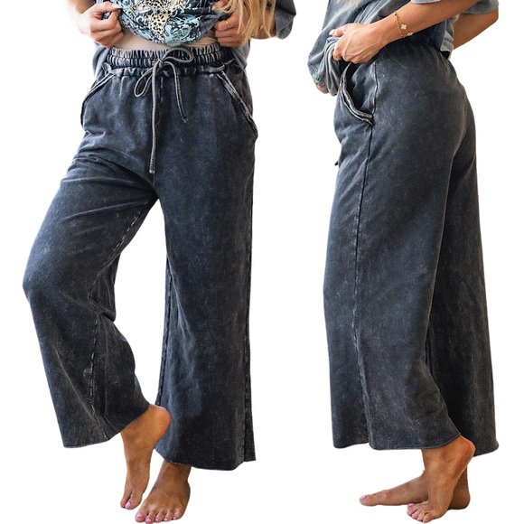Acid Wash Fleece Palazzo Sweatpants with Pockets